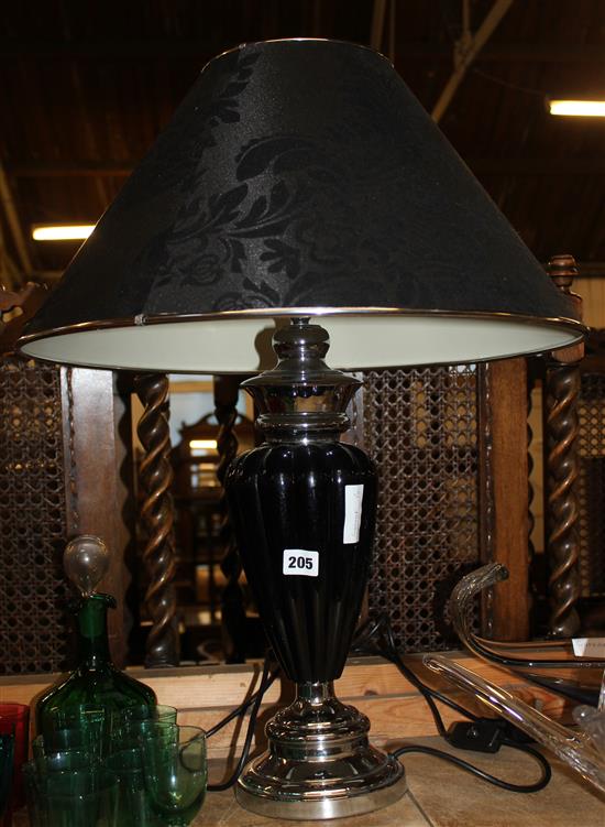 Modern table lamp